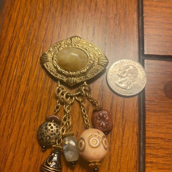 Vintage Brooch beaded excellent piece - Picture 7 of 13